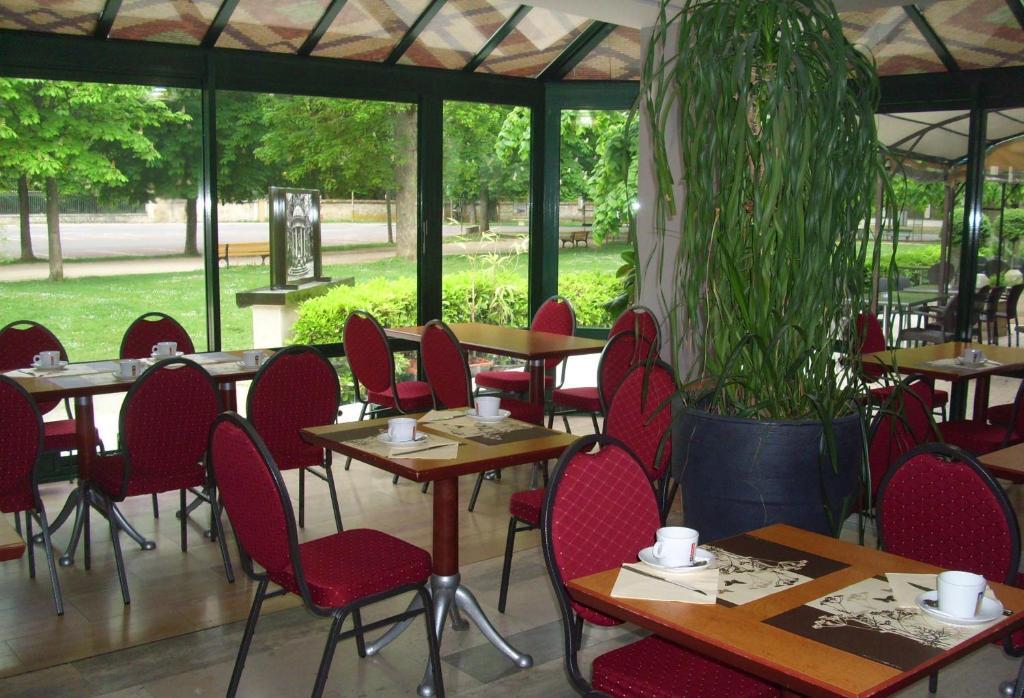 Hotel Restaurant Du Parc De La Colombiere Dijon Luaran gambar