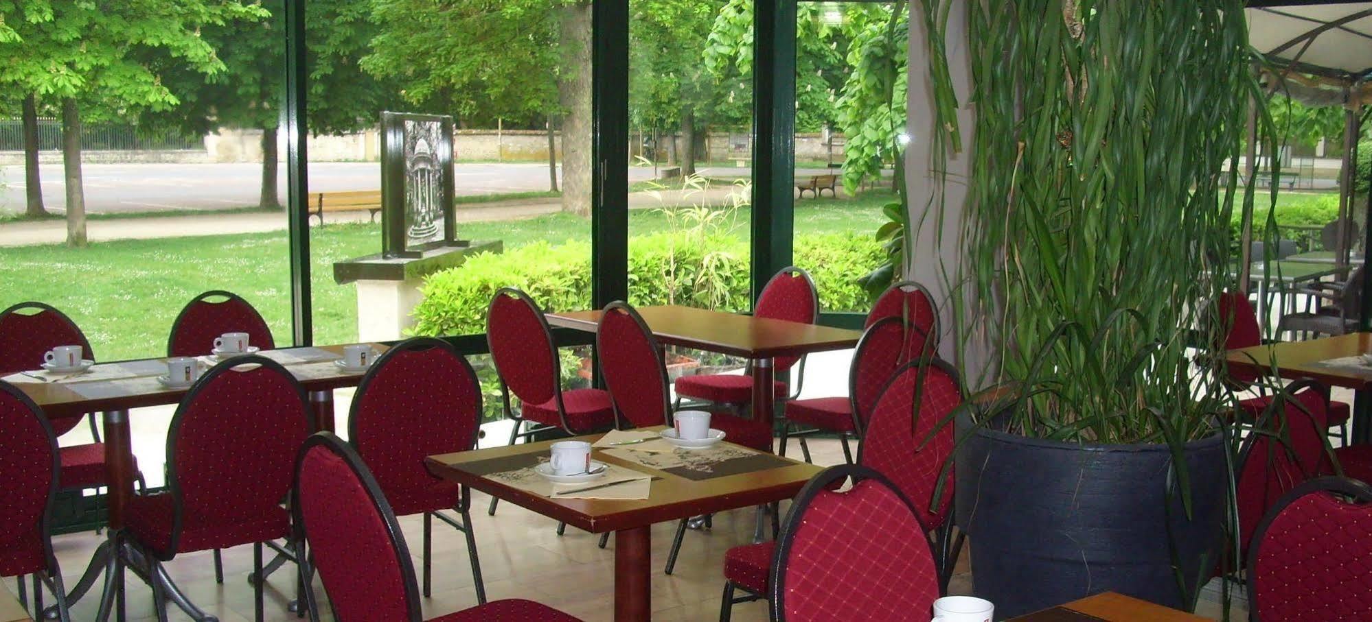 Hotel Restaurant Du Parc De La Colombiere Dijon Luaran gambar